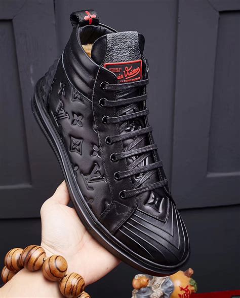 scarpe uomo louis vuitton 2017|louis vuitton sneakers uomo.